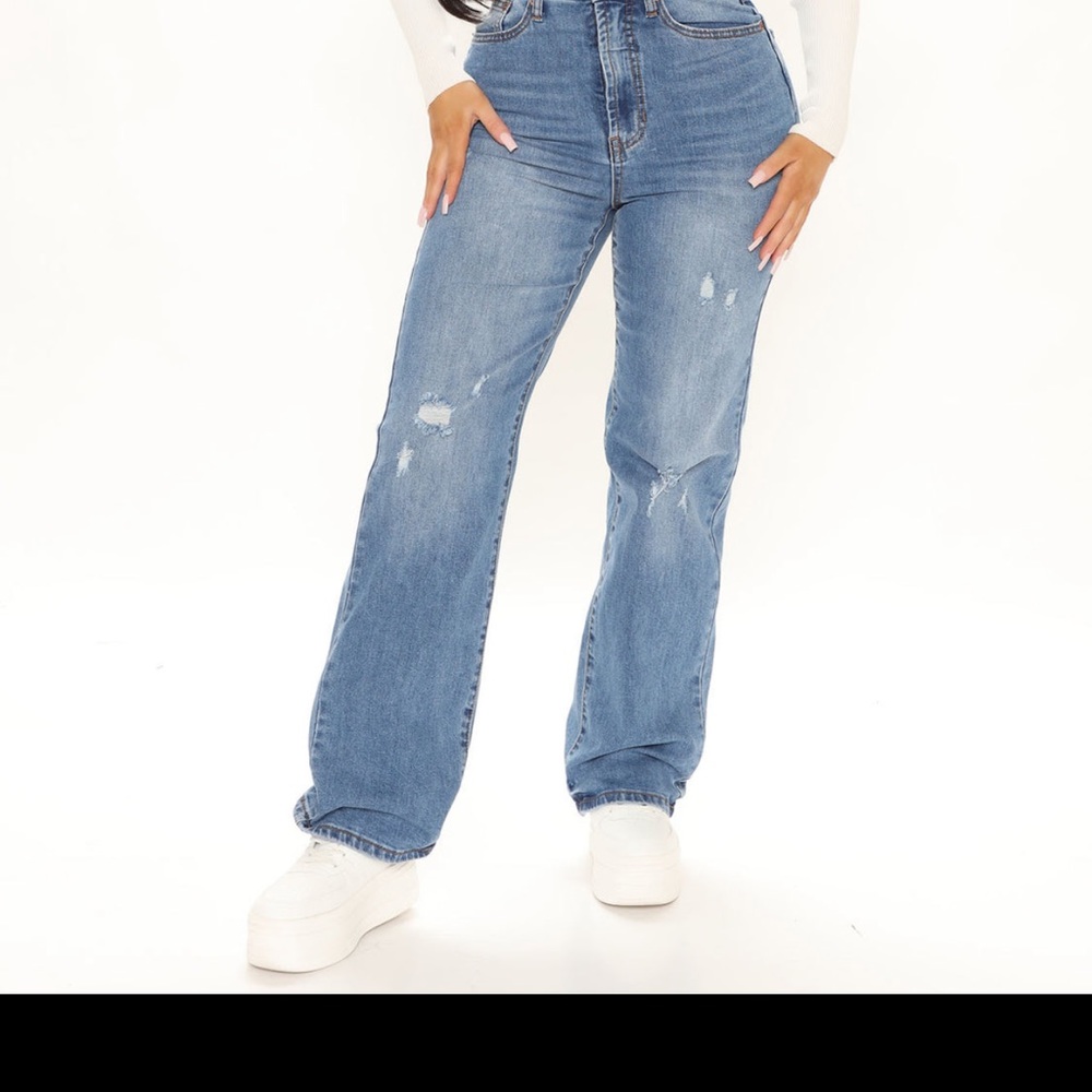 High rise straight leg jeans:Medium blue wash